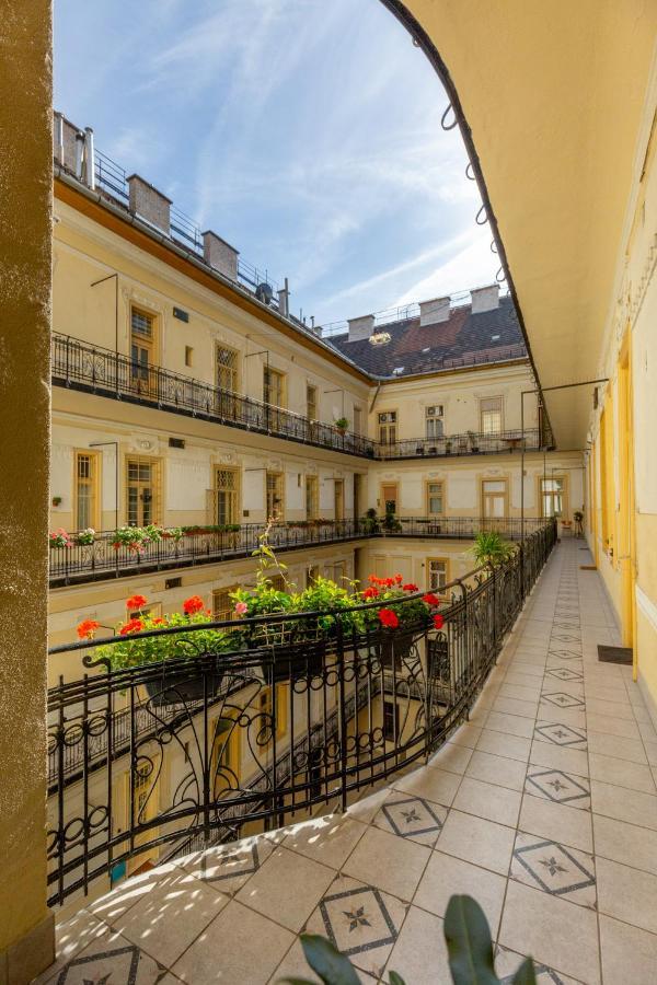 H29 Vivien Apartman Leilighet Budapest Eksteriør bilde